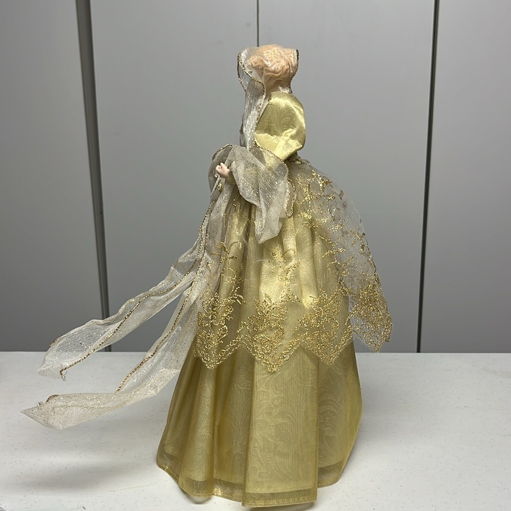 Large Angel Tree Topper - Picture 4 of 7